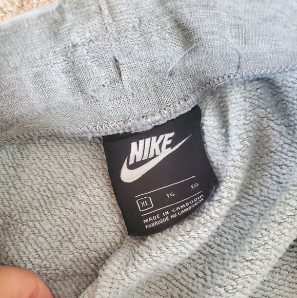 Nike Air sweatpants - Picture 5 of 8